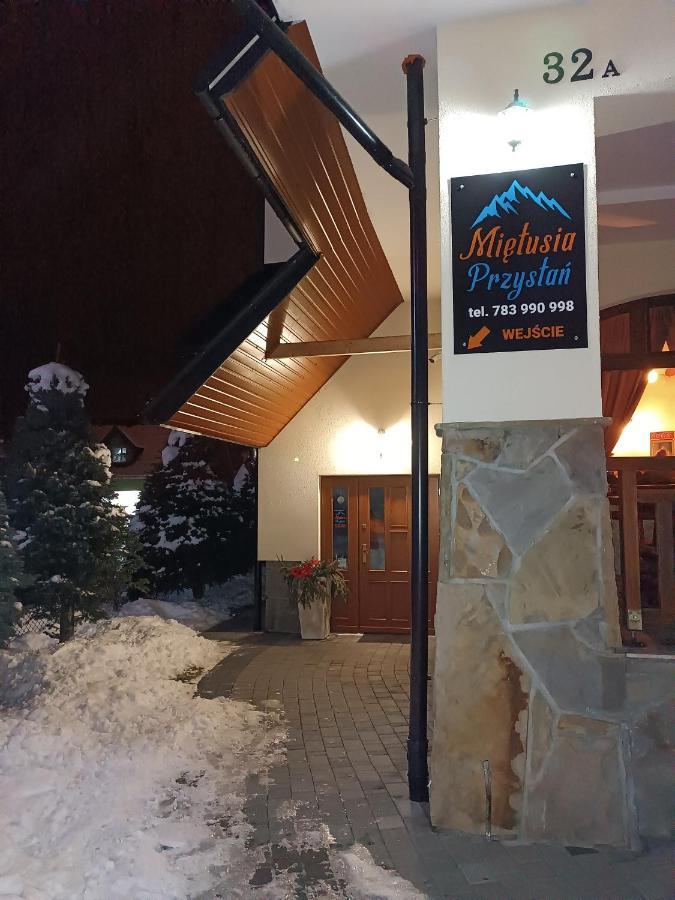 Mietusia Przystan - Wynajem Pokoi Hotel Ciche  Exterior photo